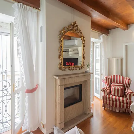 Apartment Residenza Dolce By Rent Como